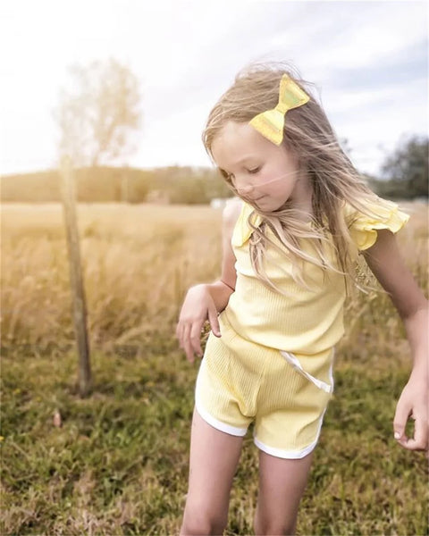 Conjuntos sólidos para niños pequeños, 2 uds., camiseta de manga corta, pantalones cortos, ropa para niña, conjunto bonito