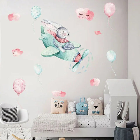 Papel vinílico para decoração de paredes em quartos infantis