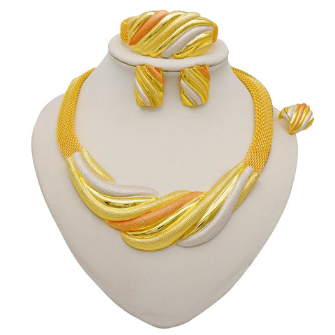 Hermoso conjunto de joyas de color dorado africano para todas las ocasiones