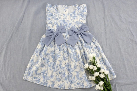 Vestido em Algodão para Menina em Tons de Azul Floral Sem Mangas