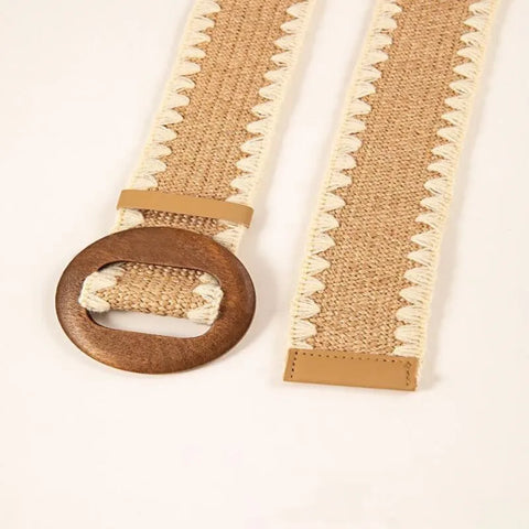 Women's belt emitting rope with wooden buckle