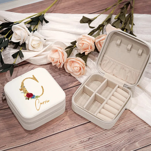 Caja de joyería personalizada para mujer, caja de almacenamiento de cuero única para dama de honor, propuesta de regalo, anillo y pendientes