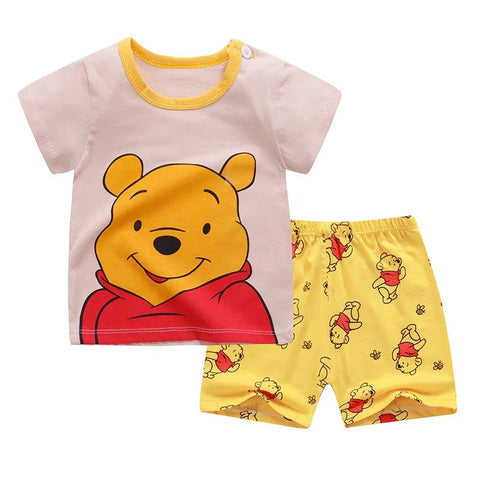 Conjunto de camiseta y pantalones cortos de dibujos animados, ropa de pijama para niños