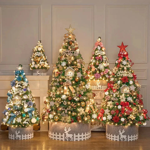 Artificial Christmas Tree Articulated with Decorations