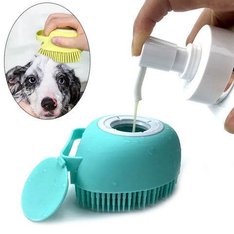 Bath brush with shampoo reservoir for Pets