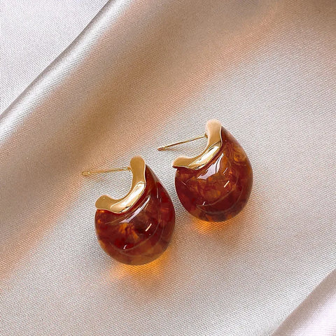 Geometric brown resin earrings