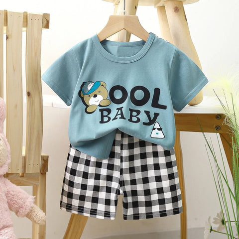 Children's shorts and t-shirt set. - EveryWares