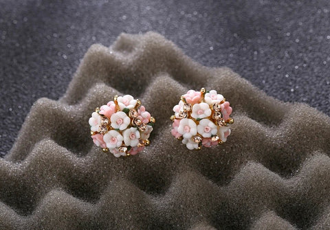 Crystal Earrings With Small Bouquet - Shaped Flowers - EveryWares