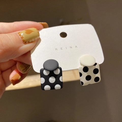 Earrings Unique Design Asymmetrical Enamel With Polka Dots - EveryWares