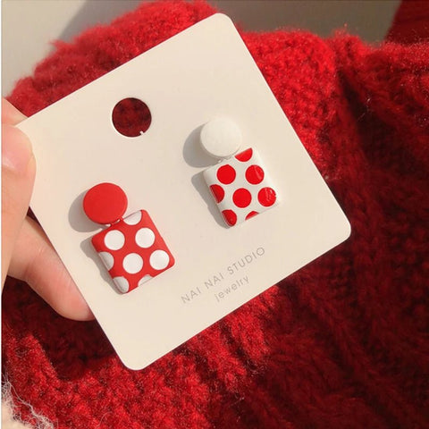 Earrings Unique Design Asymmetrical Enamel With Polka Dots - EveryWares