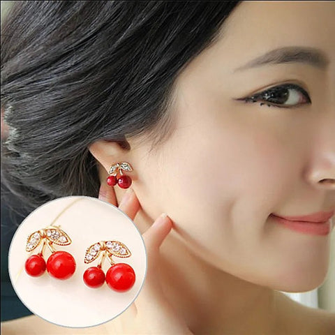 Elegant Earrings With Crystals - EveryWares