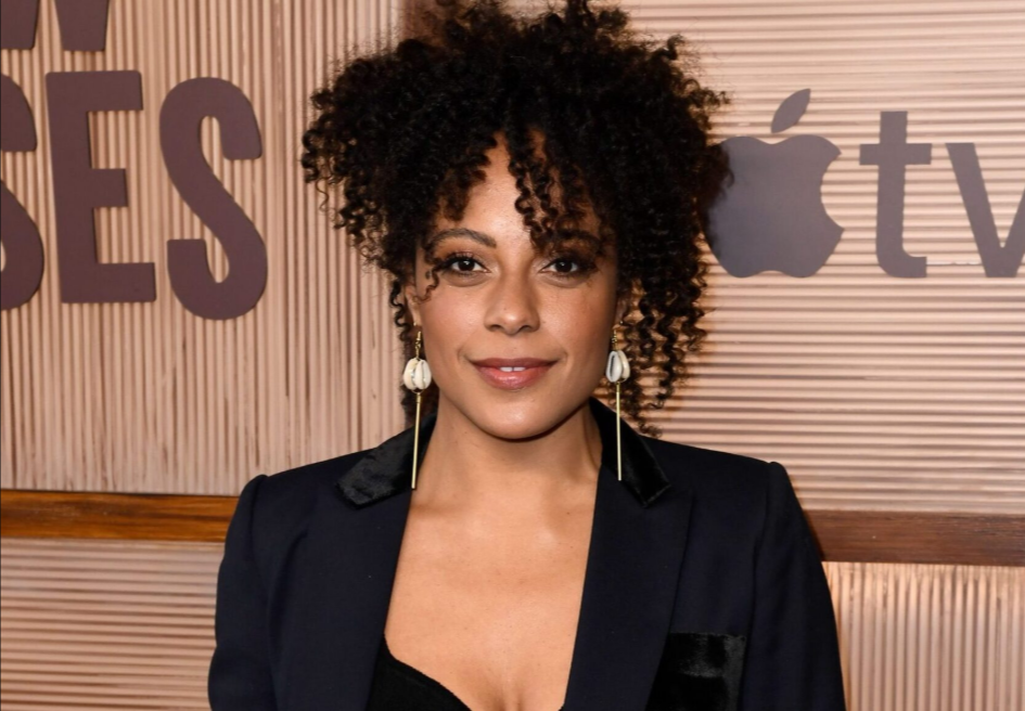 rosalind eleazar fingers