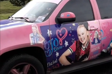 Jojo Siwa Car